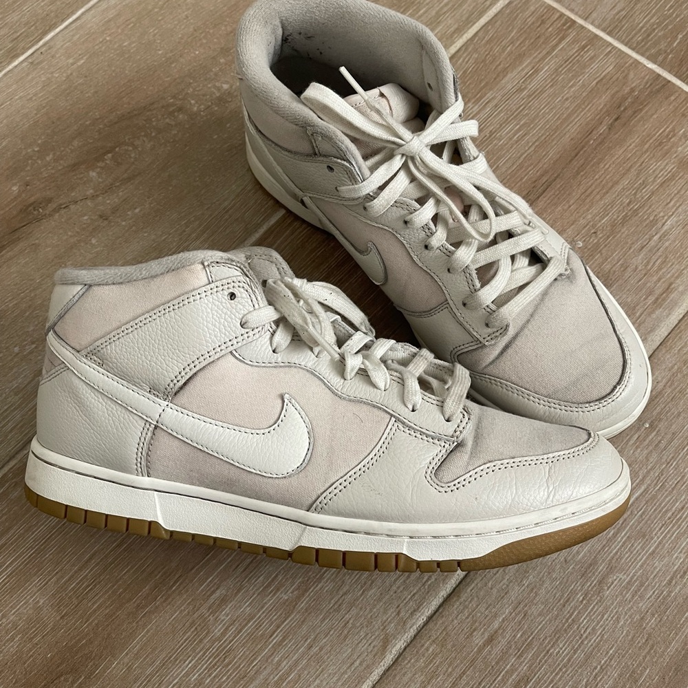 Nike Dunk Mid Light Orewood
Gum DZ2533-100 Men's Size 10.5